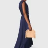 Asymmetrisches Maxikleid mit Falten