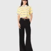 Ausgestellte Hose
