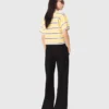 Ausgestellte Hose