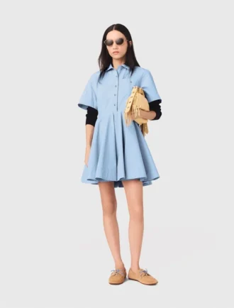 Ausgestelltes Hemdkleid