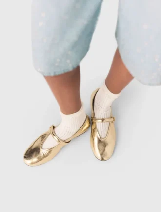 Ballerinas aus Metallic-Leder