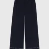 Baumwollhose mit Ledergürtel Baumwollhose mit Ledergürtel