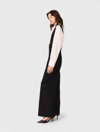 Bestickte Hose mit Hosenträgern