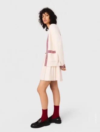 Bestickte, lange Strickjacke