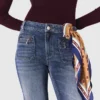 Bootcut-Jeans mit Reißverschlusstaschen Bootcut-Jeans mit Reißverschlusstaschen