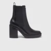 Chelsea-Stiefel aus Leder mit Absatz Chelsea-Stiefel aus Leder mit Absatz