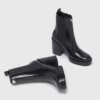 Chelsea-Stiefel aus Leder mit Absatz Chelsea-Stiefel aus Leder mit Absatz