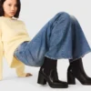 Chelsea-Stiefel aus Leder mit Absatz Chelsea-Stiefel aus Leder mit Absatz