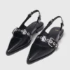 Flache Slingbacks mit Lederriemen Flache Slingbacks mit Lederriemen