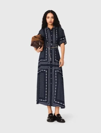 Fließendes, gemustertes Maxikleid