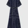 Fließendes, gemustertes Maxikleid