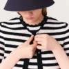 Gehäkelte kurze Strickjacke Gehäkelte kurze Strickjacke