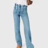 Gerade Jeans mit Ketten Gerade Jeans mit Ketten