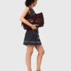 Gerades Kleid aus gestricktem Gewebe