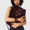 Gerades Kleid aus gestricktem Gewebe