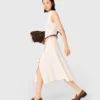 Geripptes Kleid mit Seitenschlitz
