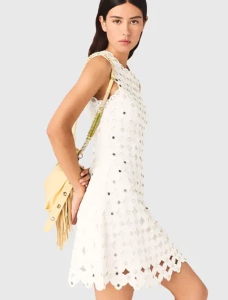 Gespiegeltes Häkelkleid