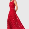 Gespiegeltes Häkelkleid