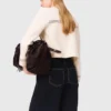 Gesteppte, kurz geschnittene Strickjacke