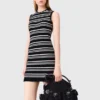Gestreiftes Mini-Häkel-Kleid