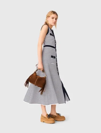 Gestreiftes Strick-Maxikleid