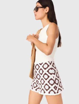 Häkel-Shorts mit Blumenmuster