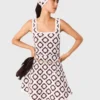 Häkelkleid mit Blumenmuster