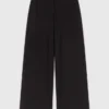 Hose mit weitem Bein Hose mit weitem Bein