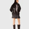 Jacke aus geknittertem Kunstleder Jacke aus geknittertem Kunstleder