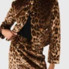 Jacke aus Kunstfell in Leopardenmuster Jacke aus Kunstfell in Leopardenmuster