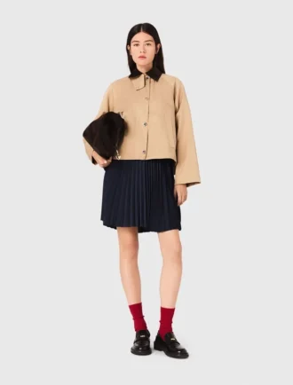 Jacke mit abnehmbarem Kontrastkragen