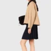 Jacke mit abnehmbarem Kontrastkragen