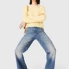 Jeans mit Kettengürtel Jeans mit Kettengürtel