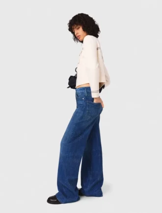 Jeans mit Strasssteinen