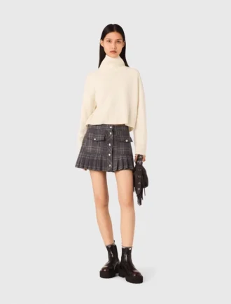 Kaschmirpullover mit hohem Kragen