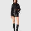 Kurze Lederjacke