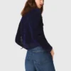 Kurze Samtjacke