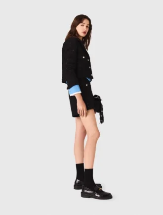 Kurze Tweedjacke mit Strasssteinen