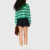 Kurzer gestreifter Polo-Pullover