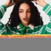 Kurzer gestreifter Polo-Pullover