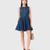 Kurzes, ausgestelltes Jeans-Kleid