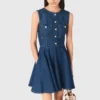 Kurzes, ausgestelltes Jeans-Kleid