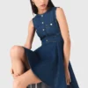 Kurzes, ausgestelltes Jeans-Kleid