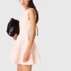 Kurzes, ausgestelltes Tweed-Kleid Kurzes, ausgestelltes Tweed-Kleid