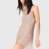 Kurzes Perlenkleid mit Futter
