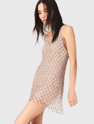 Kurzes Perlenkleid mit Futter