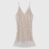 Kurzes Perlenkleid mit Futter