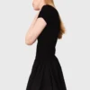 Langes Kleid aus Rippstrick und Taft