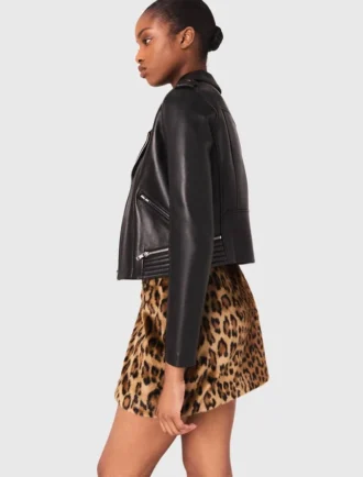 Lederjacke im Biker-Stil