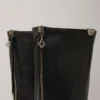 Lederstiefel mit spitzer Zehenpartie Lederstiefel mit spitzer Zehenpartie